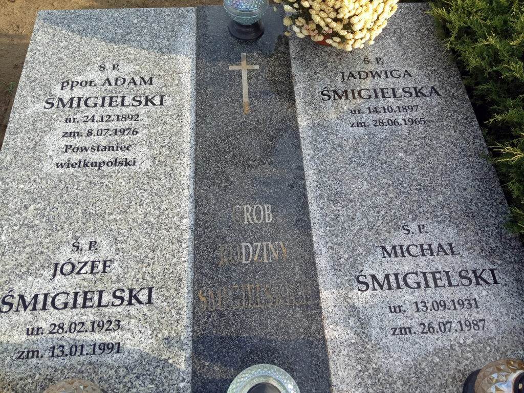 Adam Śmigielski - cmentarz komunalny we Wrześni
(zdjęcie udostępnił Remigiusz Maćkowiak)