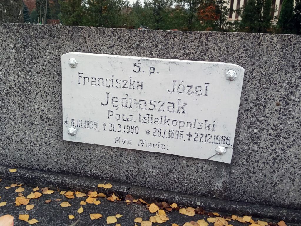 Józef Jędraszak - cmentarz komunalny we Wrześni
(zdjęcie udostępnił Remigiusz Maćkowiak)