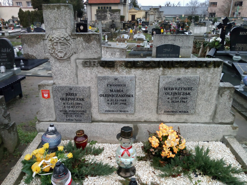 Józef Olejniczak -  cmentarz parafialny we Wrześni
(zdjęcie udostępnił Remigiusz Maćkowiak)
