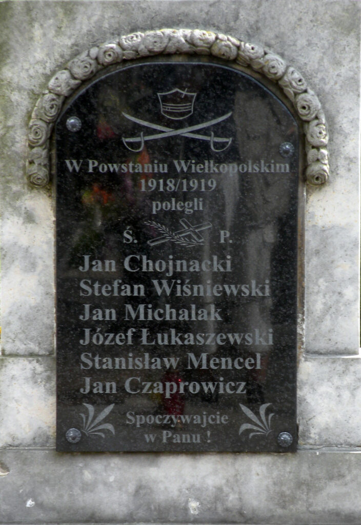 Grób Powstańców Wielkopolskich w Miłosławiu
(zdjęcie udostępnił Remigiusz Maćkowiak)