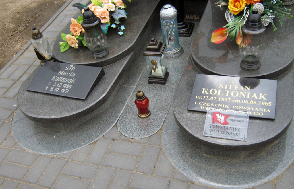 Stefan Kołtoniak - cmentarz parafialny we Wszemborzu
(zdjęcie udostępnił Remigiusz Maćkowiak)