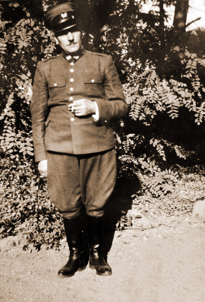 Franciszek Kęsy - rok 1942 rejon Sochaczewa
(zdjęcie udostępnił Krzysztof Nowak - wnuk)