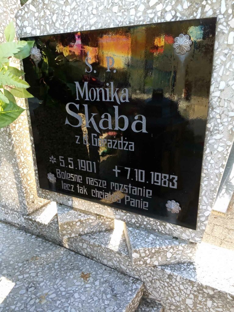 Minika Skaba - nieistniejący już grób na cmentarzu komunalnym we Wrześni (zdjęcie udostępnił Remigiusz Maćkowiak)