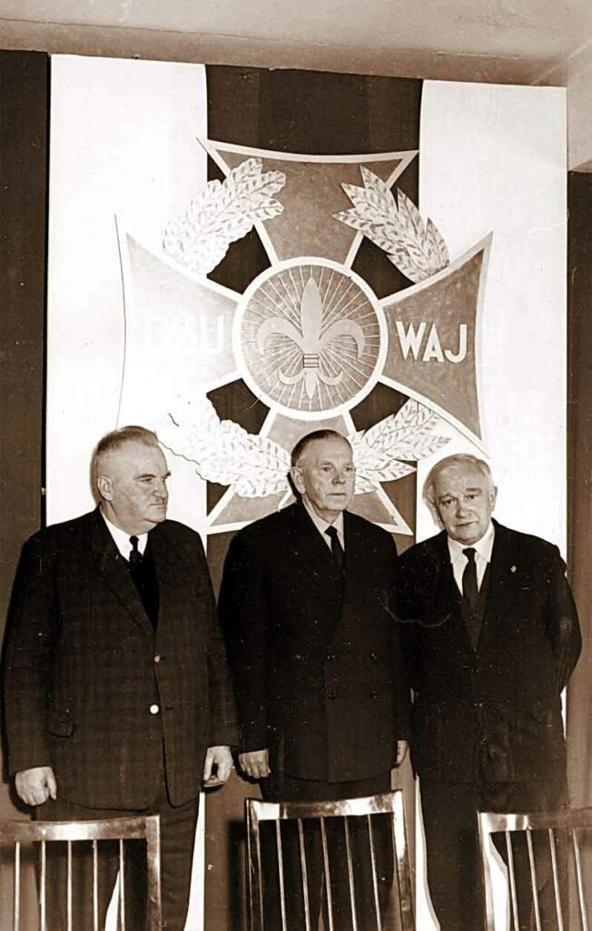 02.03.1969 - III Konferencja Sprawozdawczo-Wyborcza ZHP - weteranie wrzesińskiego harcerstwa, od lewej: Antoni Puzdrakiewicz, Władysław Sławski, Ignacy Pera