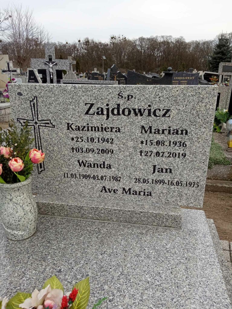 Jan Zajdowicz - cmentarz parafialny  w Kołaczkowie (zdjęcie udostępnił Remigiusz Maćkowiak)