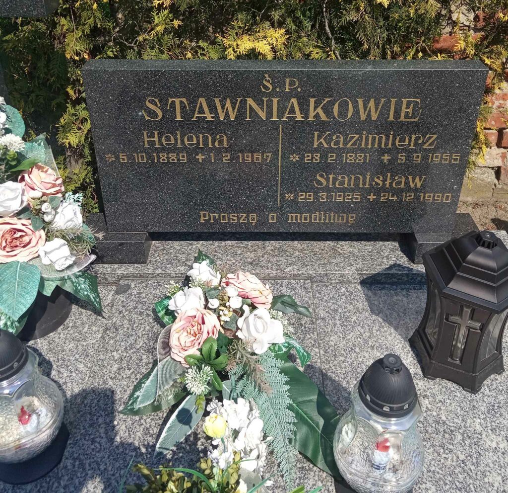 Kazimierz Stawniak - cmentarz parafialny w Strzałkowie (zdjęcie udostępnił Remigiusz Maćkowiak)