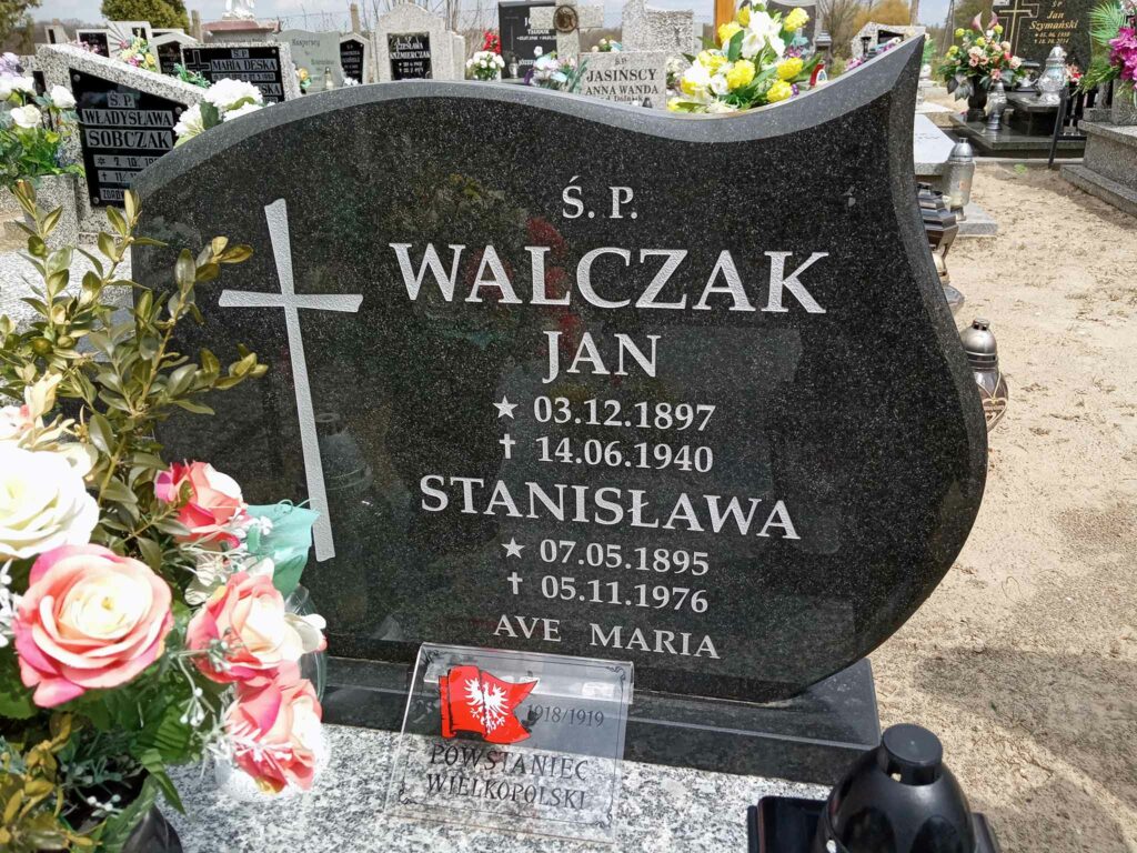 Jan Walczak - cmentarz parafialny w Gułtowach (zdjęcie udostępnił Remigiusz Maćkowiak)