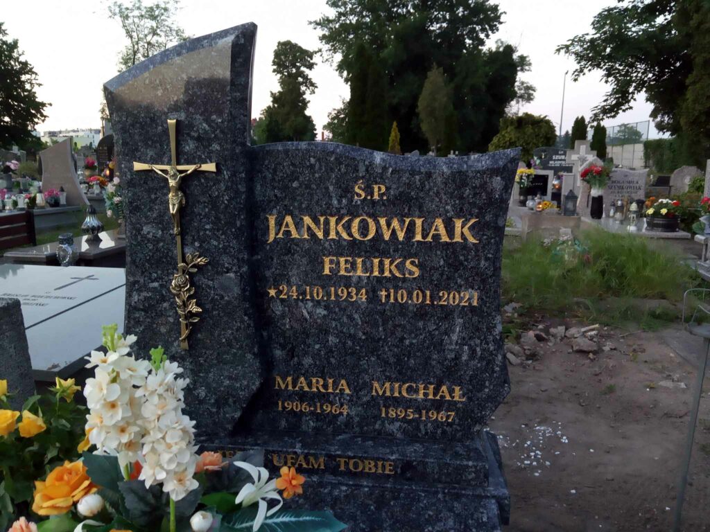 Michał Jankowiak - nowy nagrobek - cmentarz parafialny we Wrześni (zdjęcie udostępnił Remigiusz Maćkowiak)