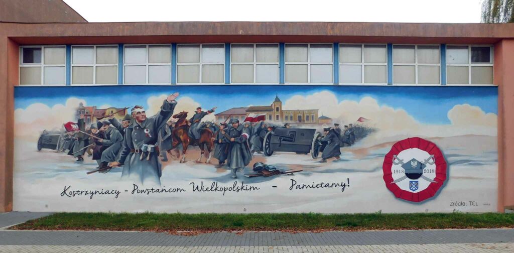 Mural w Kostrzynie na fasadzie budynku Szkoły Podstawowej nr 1 (autorka Karolina Łagodzińska-Mańkowska)