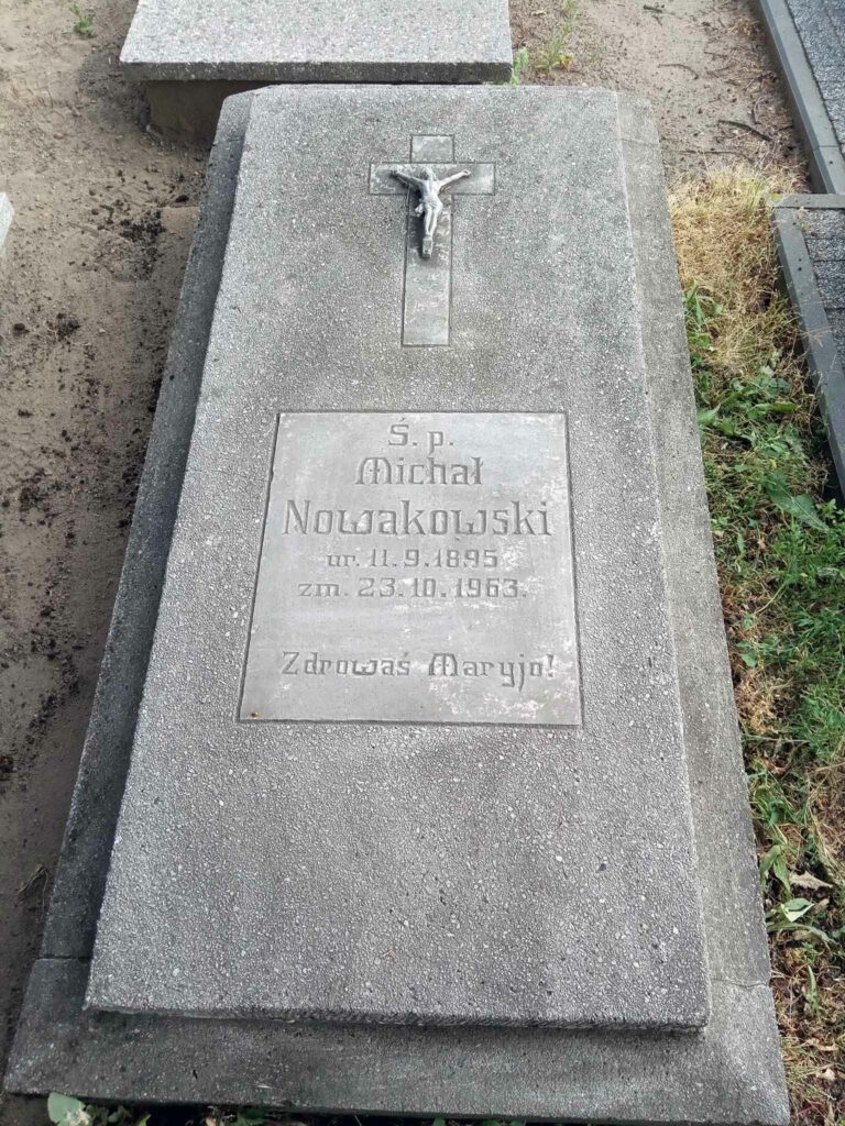 Michał Nowakowski - cmentarz parafialny we Wrześni (zdjęcie udostępnił Remigiusz Maćkowiak)