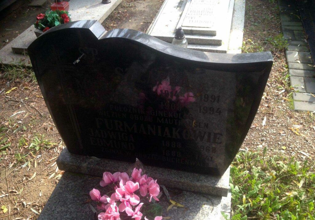 Edmund Furmaniak - symboliczny grób na cmentarzu górczyńskim w Poznaniu