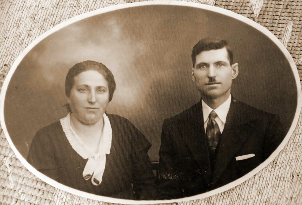Marcin Waszak z żoną Zofią - rok 1935 (zdjęcie udostępnił Remigiusz Maćkowiak)