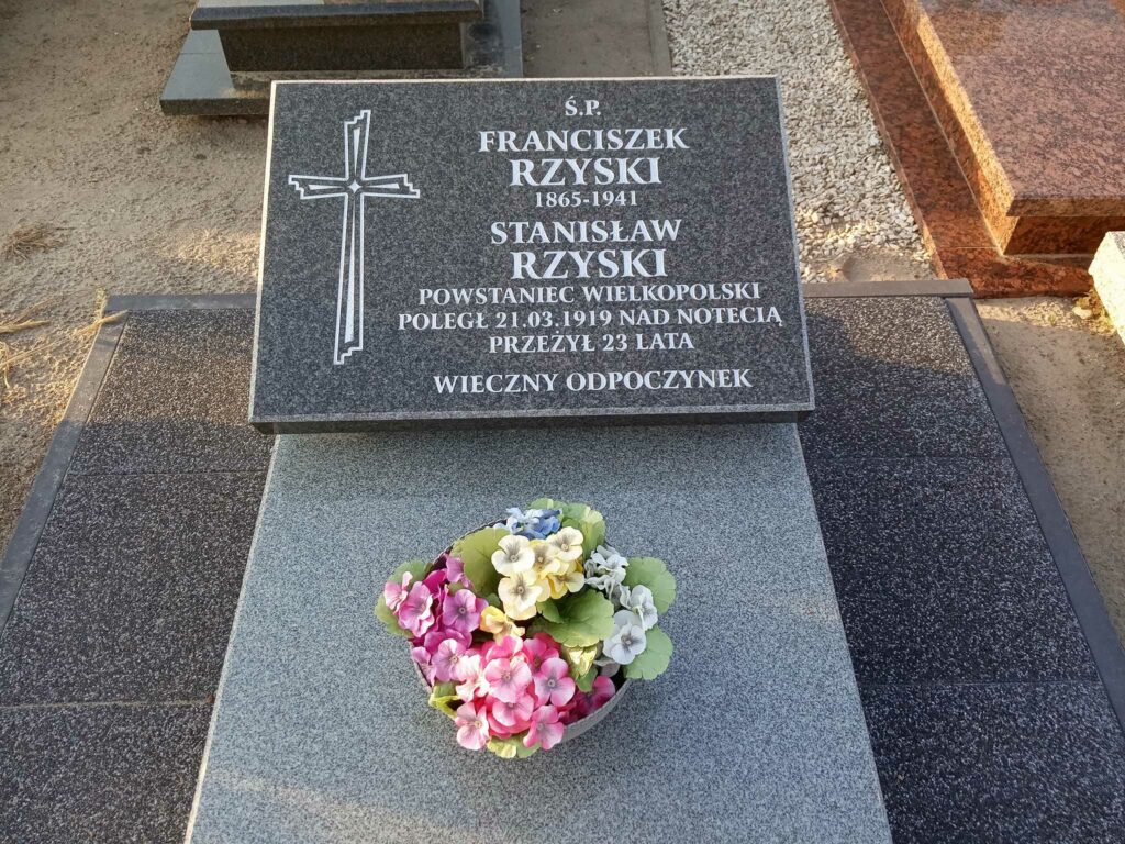 Stanisław Rzyski - cmentarz parafialny w Marzeninie (zdjęcie udostępnił Remigiusz Maćkowiak)
