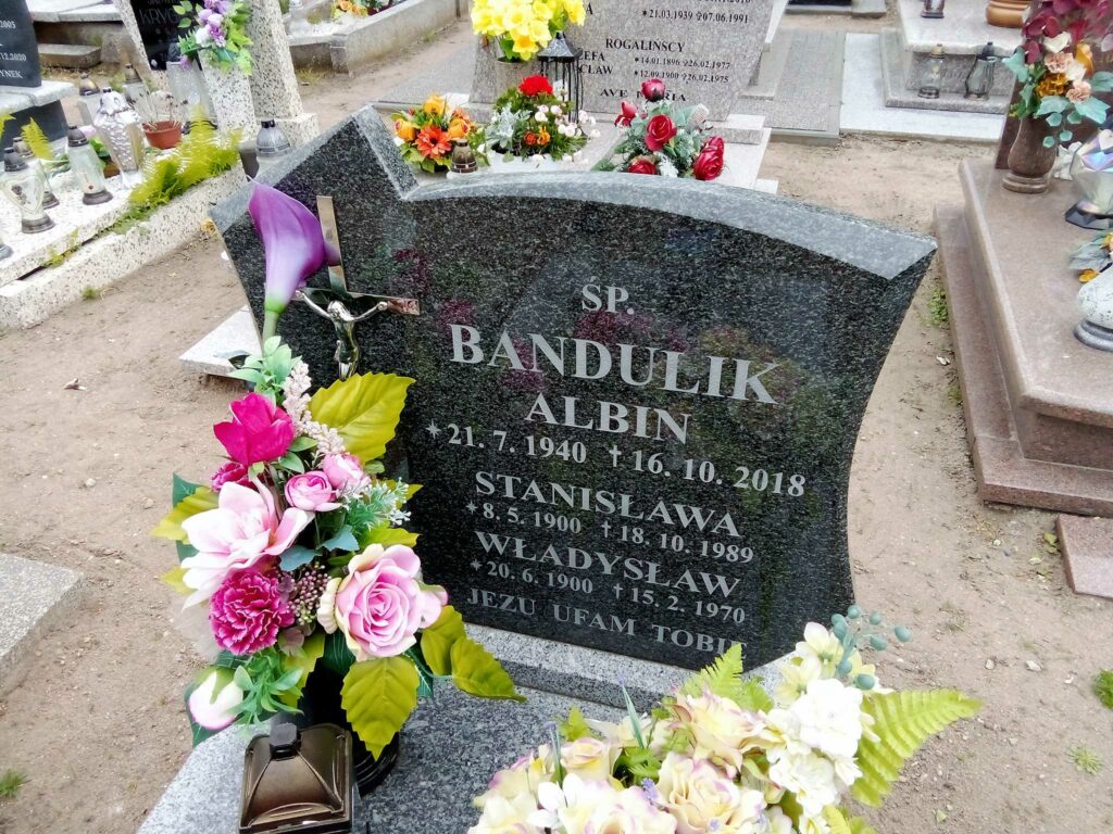 Władysław Bandulik - cmentarz parafialny w Węgierkach (zdjęcie udostępnił Remigiusz Maćkowiak)