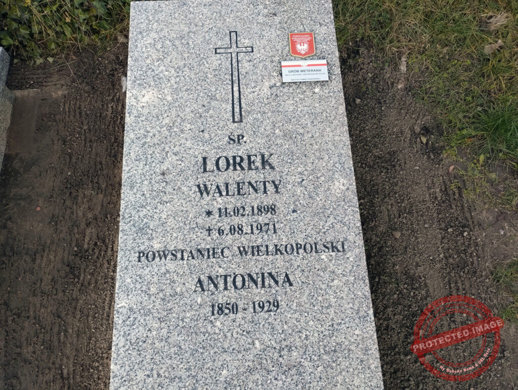 Walenty Lorek - cmentarz parafialny we Wrześni - pomnik ufundowany ze zbiórek przeprowadzonych przez Stowarzyszenie Kibiców Kolejorz FC Września (zdjęcie udostępnił Remigiusz Maćkowiak)