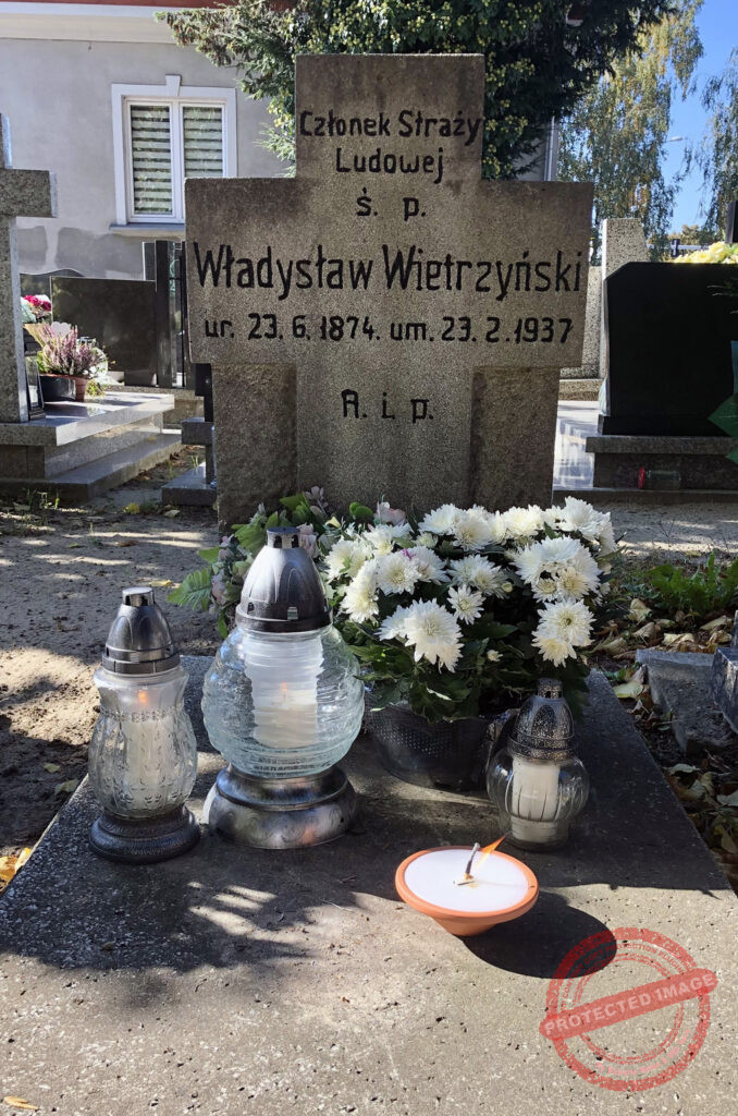 Władysław Wietrzyński - kwatera powstańcza na cmentarzu w Lesznie